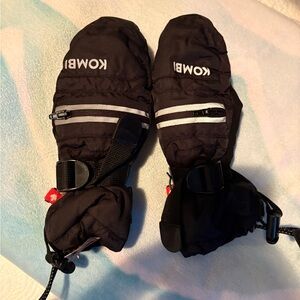 Kombi Kids Black Mittens